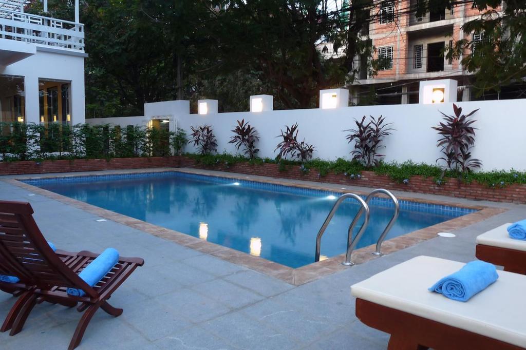 The Blue Corner Boutique Hotel Phnom Pen Exterior foto