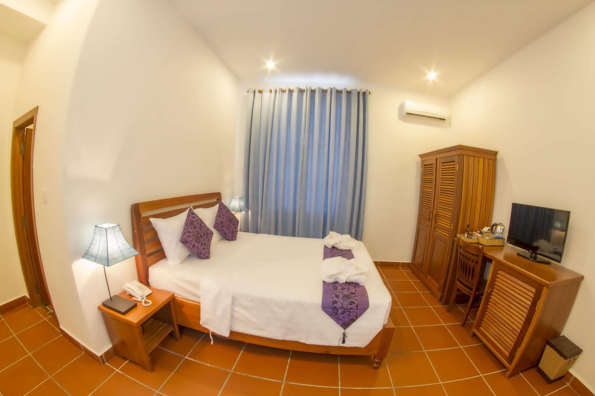 The Blue Corner Boutique Hotel Phnom Pen Exterior foto