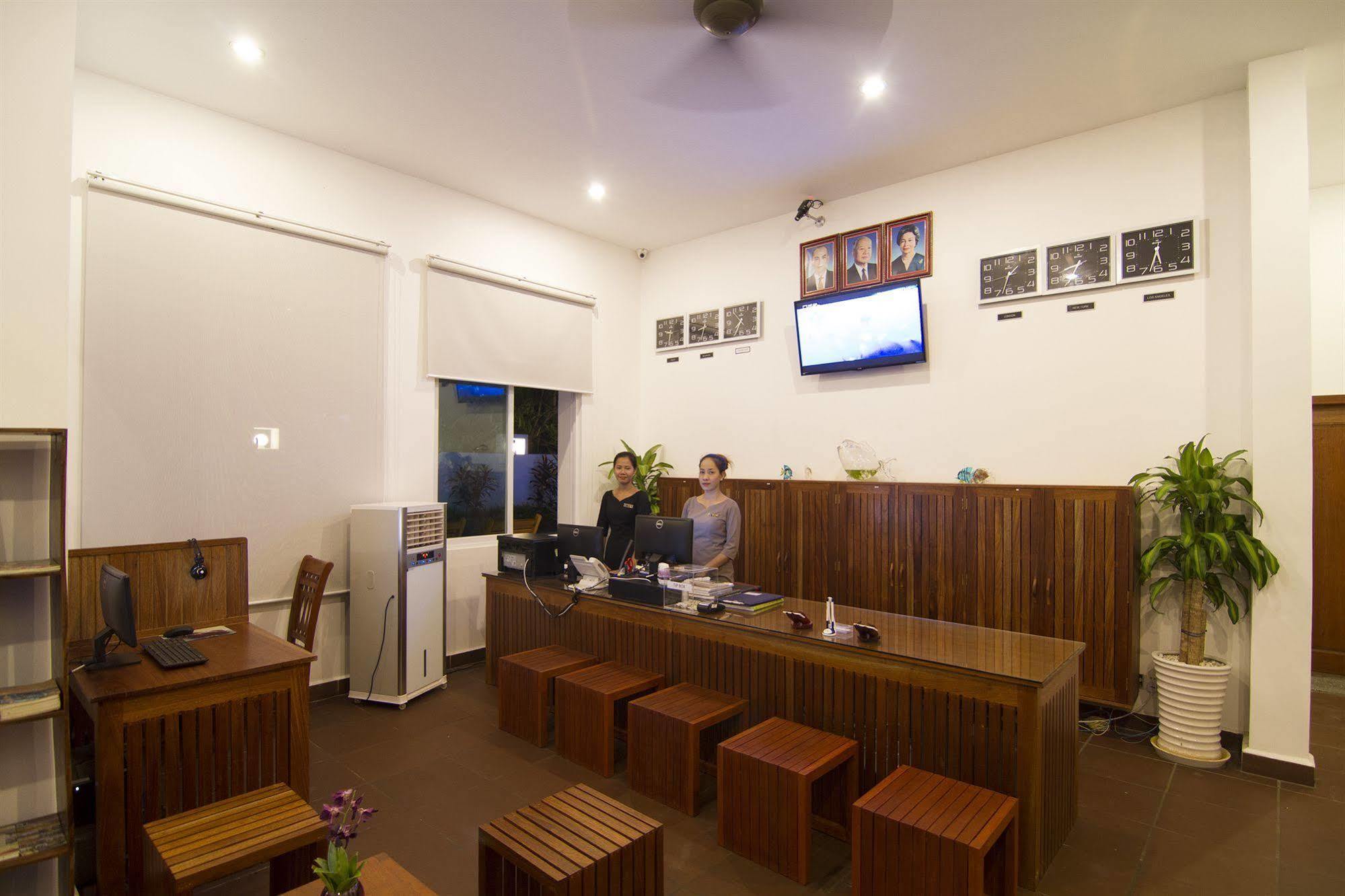 The Blue Corner Boutique Hotel Phnom Pen Exterior foto