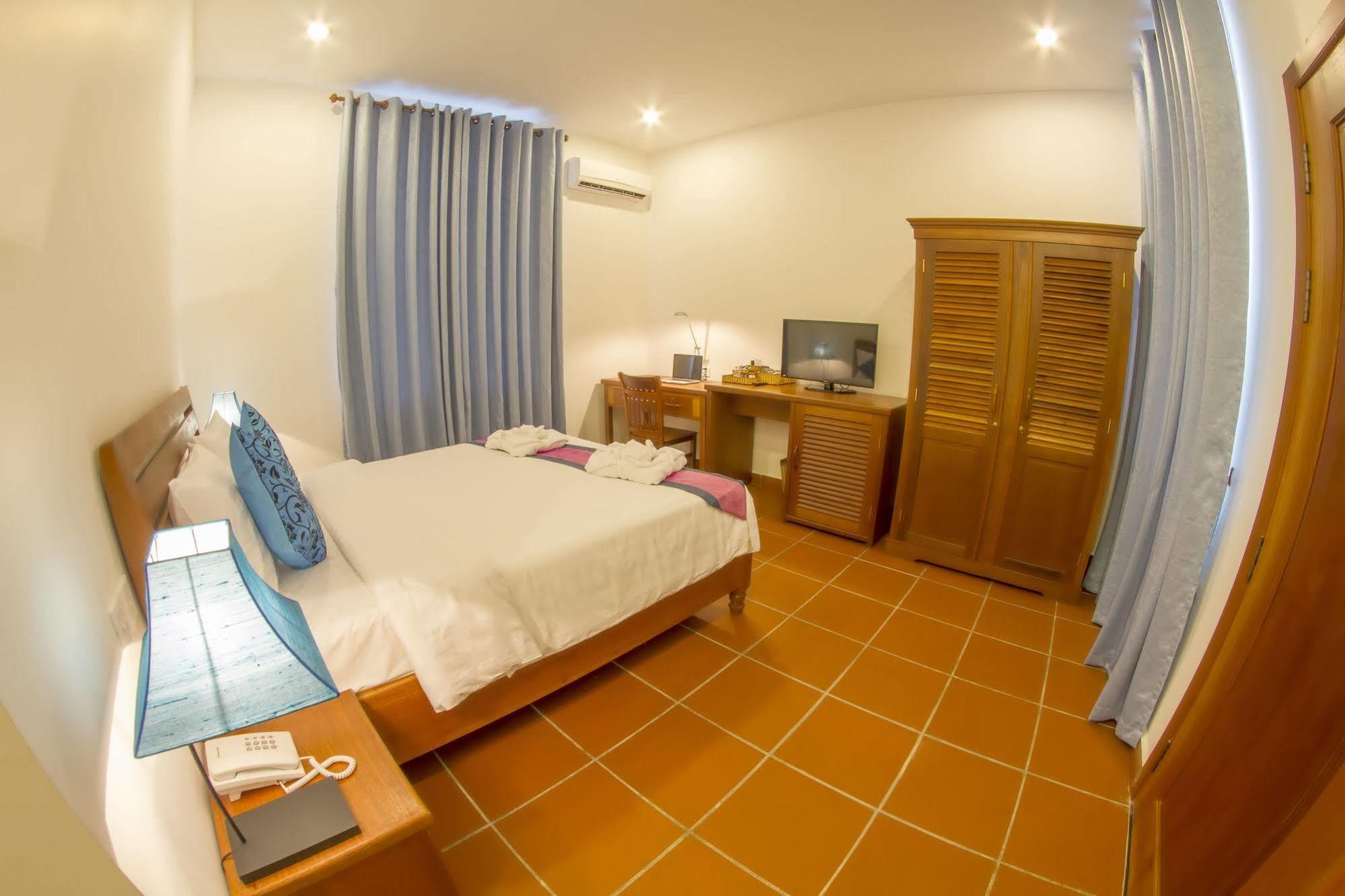 The Blue Corner Boutique Hotel Phnom Pen Exterior foto