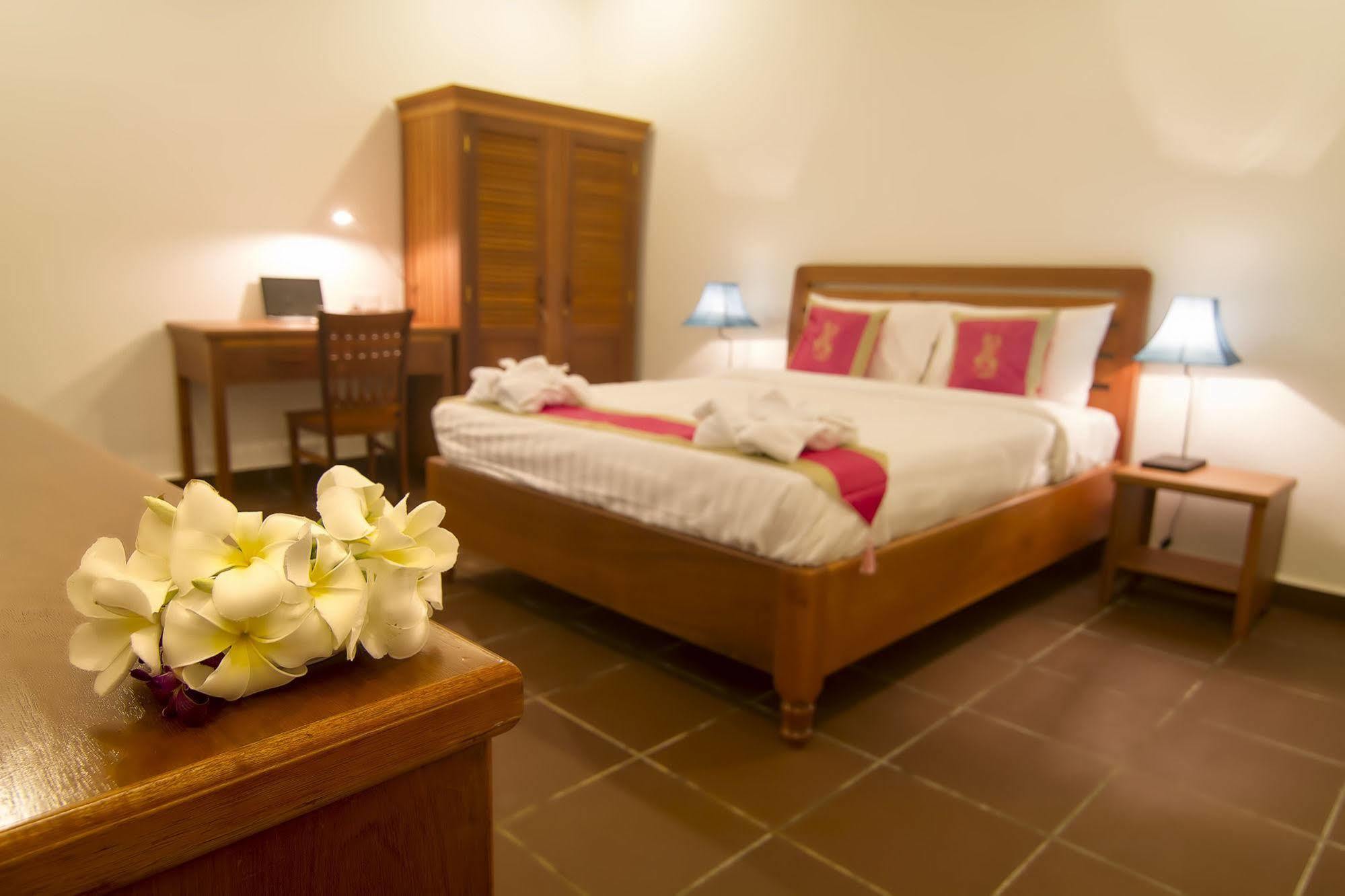 The Blue Corner Boutique Hotel Phnom Pen Exterior foto