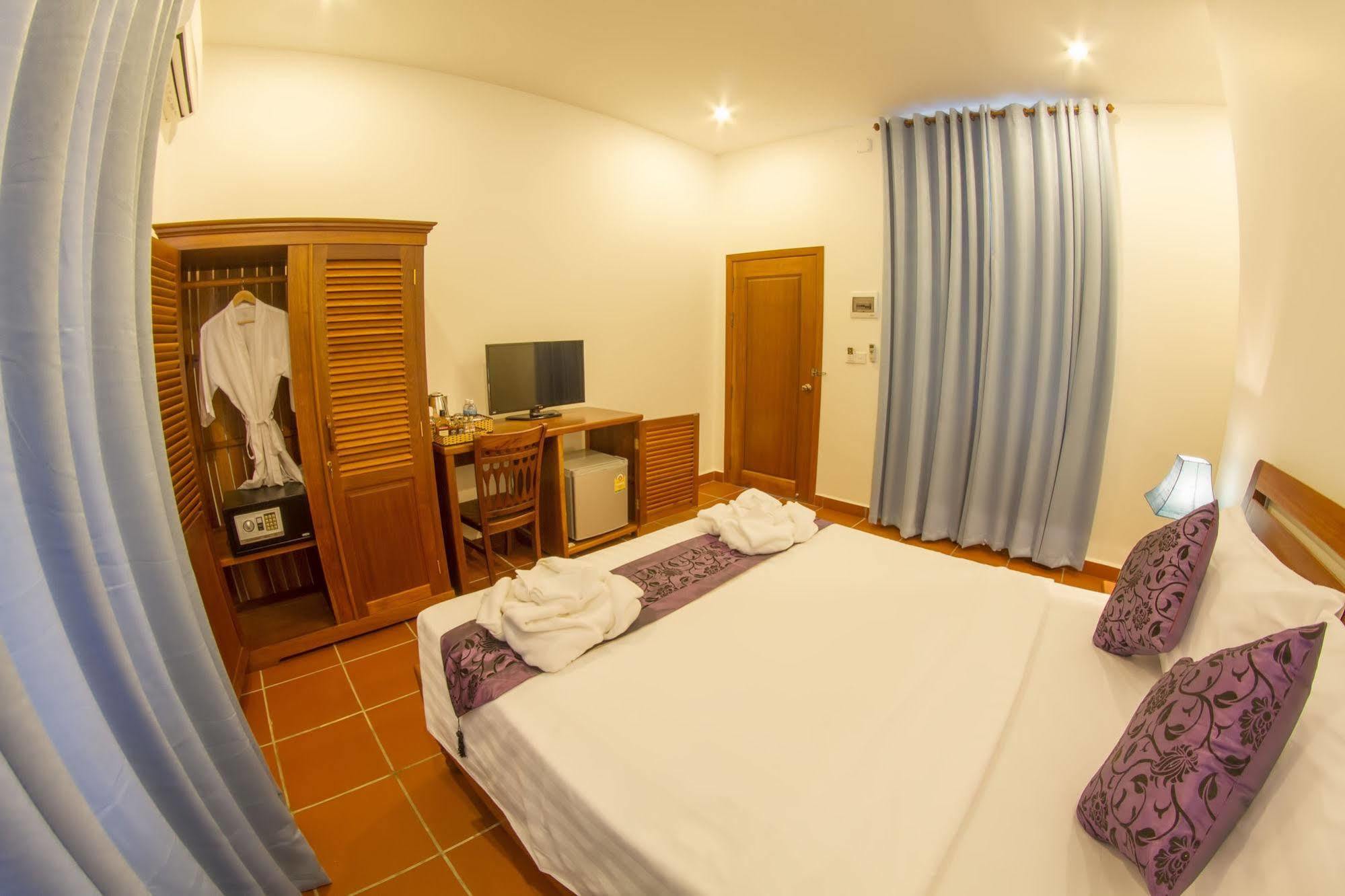 The Blue Corner Boutique Hotel Phnom Pen Exterior foto